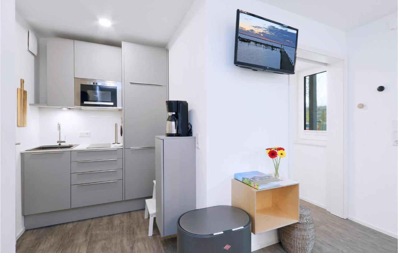 Awesome Apartment In Lembruch-Duemmer See Buitenkant foto