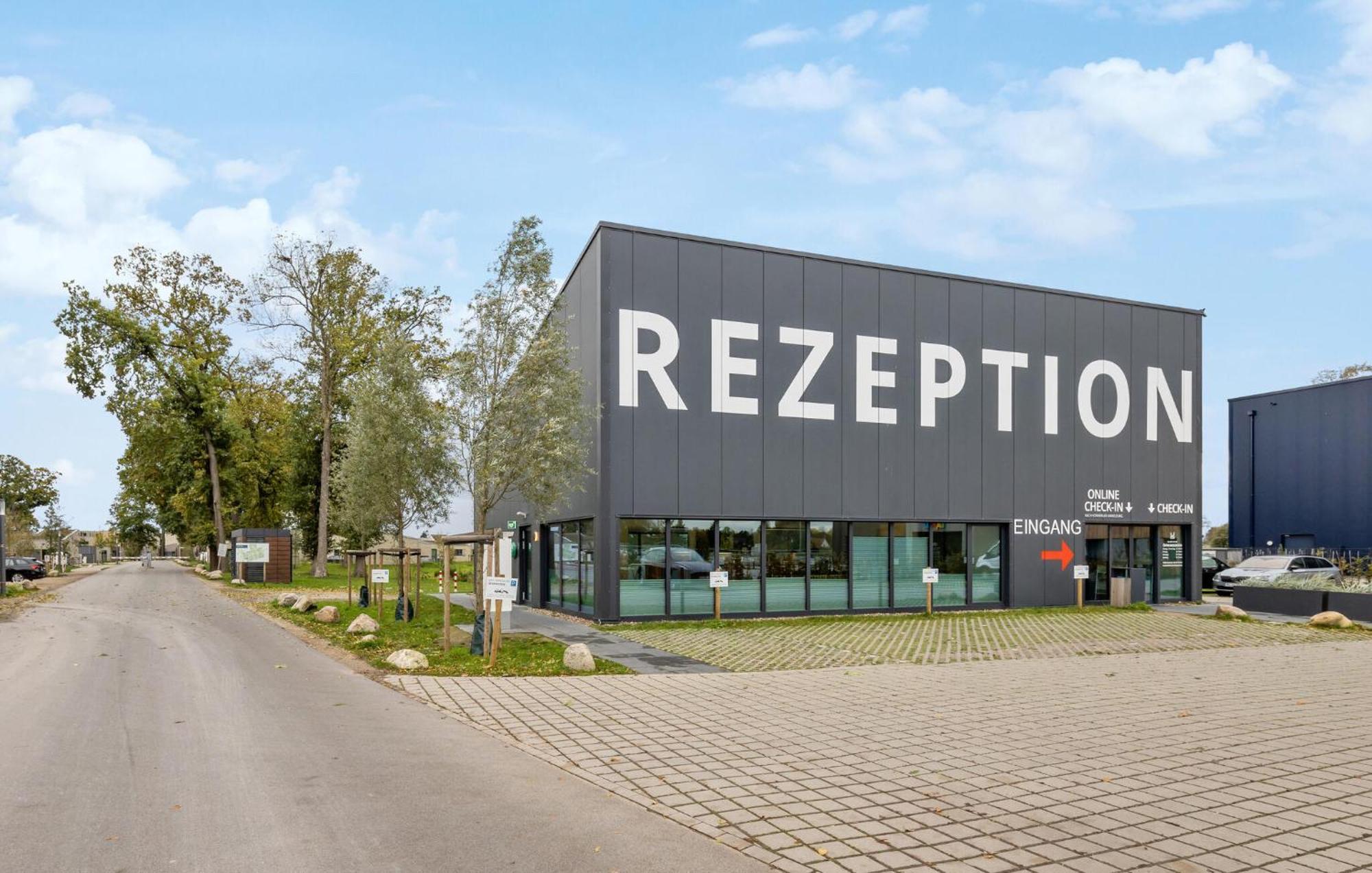 Awesome Apartment In Lembruch-Duemmer See Buitenkant foto